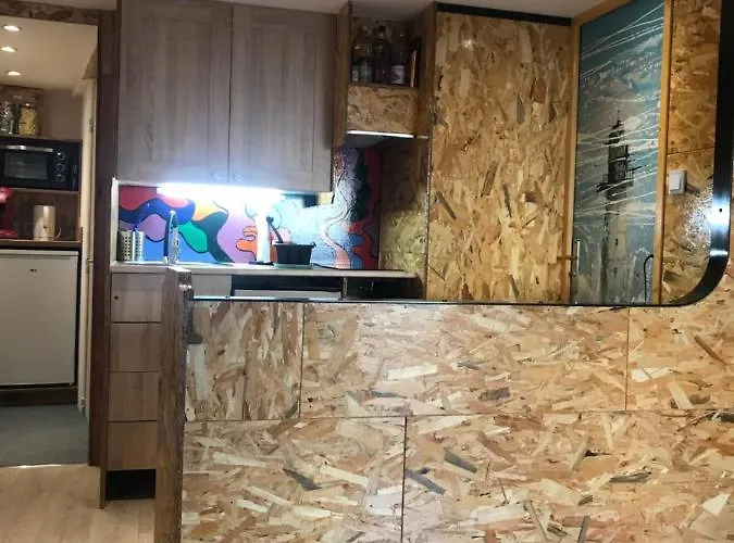 New Boat Ναρμπόν